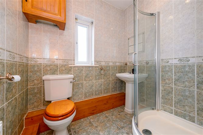 5 Bayside Arbours, Sandy Road, Rush, Co. Dublin