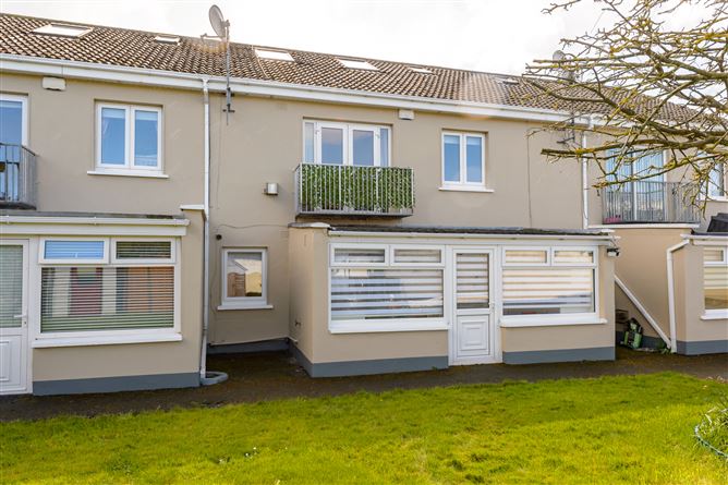 5 Bayside Arbours, Sandy Road, Rush, Co. Dublin