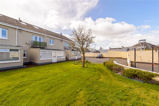5 Bayside Arbours, Sandy Road, Rush, Co. Dublin