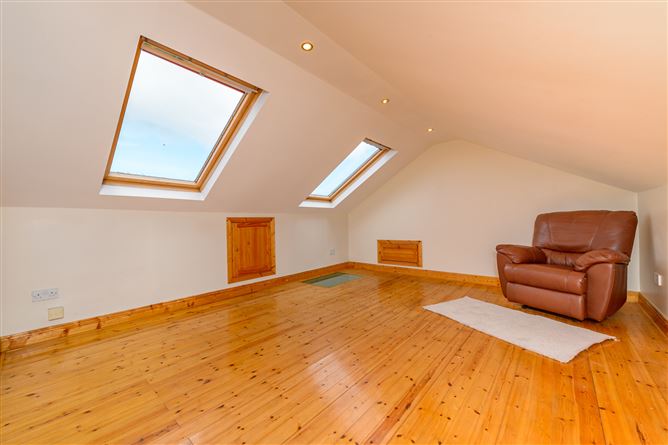 5 Bayside Arbours, Sandy Road, Rush, Co. Dublin