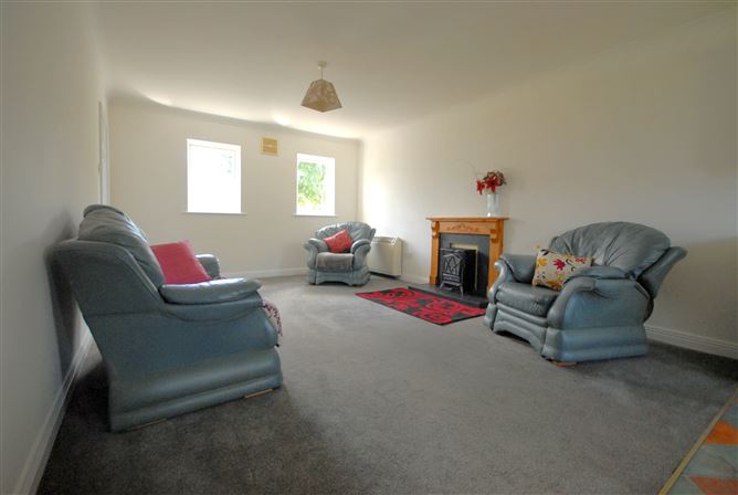43 Riverchapel View, Courtown, Wexford