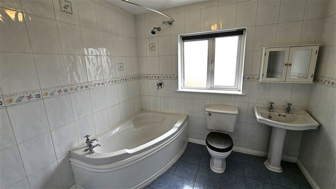 42 Dun Eoin, Ballinrea Road, Carrigaline, Cork