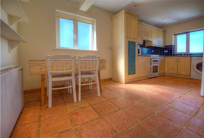 25 Ros Geal, Rahoon, Galway City