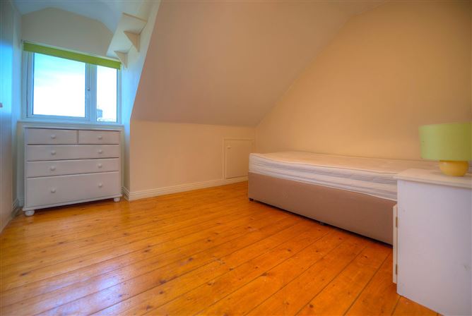 25 Ros Geal, Rahoon, Galway City