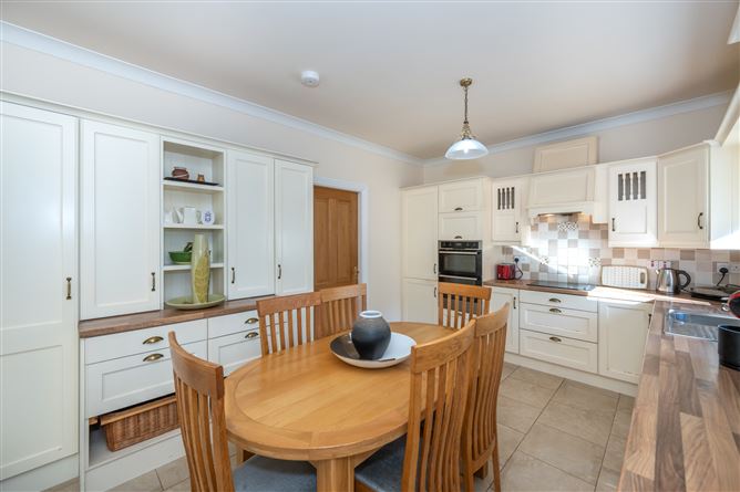 5 Laburnum Avenue, Forest Hill, Carrigaline, Cork