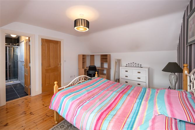 5 Laburnum Avenue, Forest Hill, Carrigaline, Cork