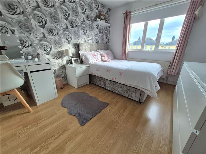 12 The Spires, Termonfeckin, Louth