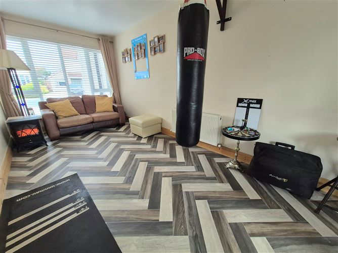 12 The Spires, Termonfeckin, Louth