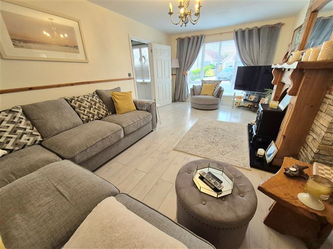 12 The Spires, Termonfeckin, Louth