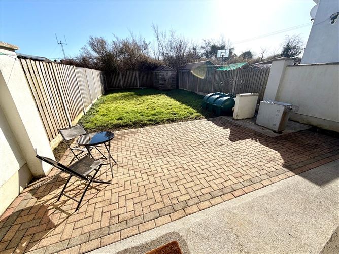 9 Cois Na H'abhainn, Gurteen, Co. Sligo