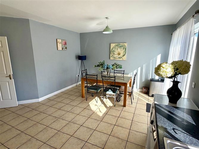 9 Cois Na H'abhainn, Gurteen, Co. Sligo