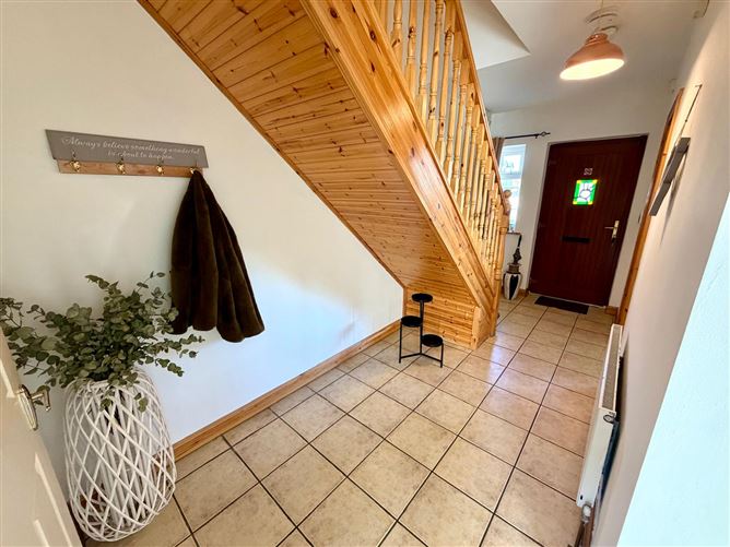 9 Cois Na H'abhainn, Gurteen, Co. Sligo