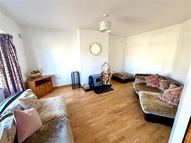 9 Cois Na H'abhainn, Gurteen, Co. Sligo