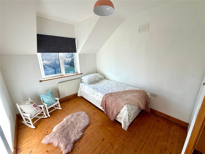 9 Cois Na H'abhainn, Gurteen, Co. Sligo