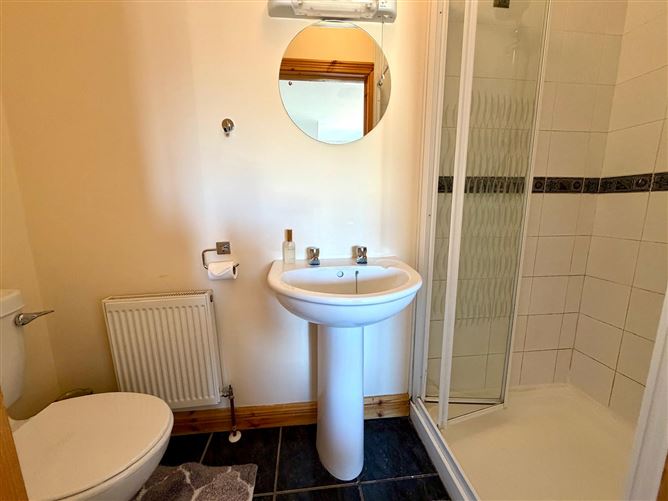 9 Cois Na H'abhainn, Gurteen, Co. Sligo