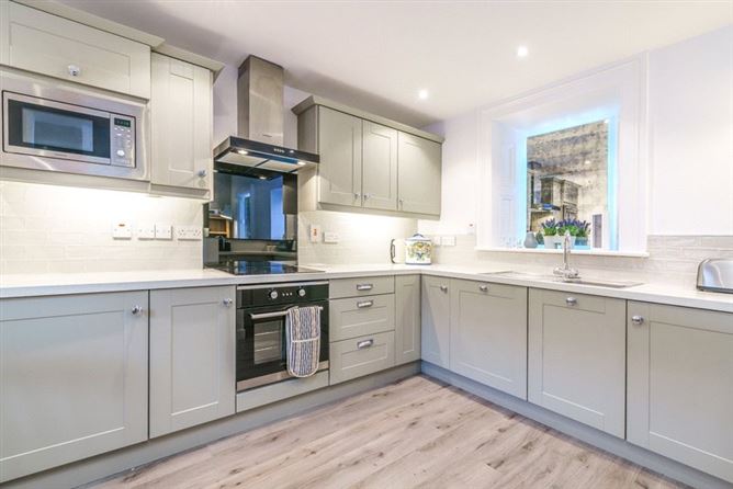 3 Estate Cottages, Shelbourne Road, Ballsbridge, Dublin 4.
