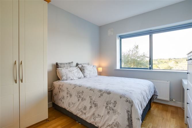 40 West Courtyard, Tullyvale, Cabinteely, Dublin 18