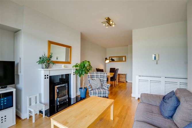 40 West Courtyard, Tullyvale, Cabinteely, Dublin 18