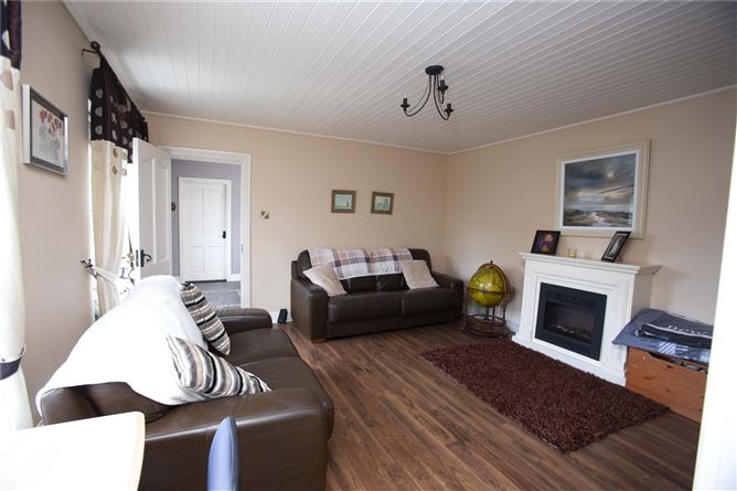 11 Schoolfield, Ballygarron, Spa, Tralee, Co. Kerry