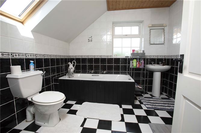 11 Schoolfield, Ballygarron, Spa, Tralee, Co. Kerry