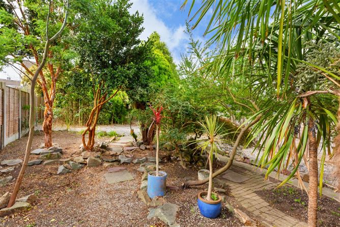 43 Newpark Road, Blackrock, Co. Dublin