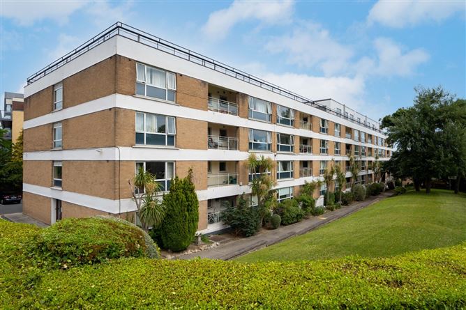 42 Ashurst, Mount Merrion Avenue, Blackrock, Co. Dublin