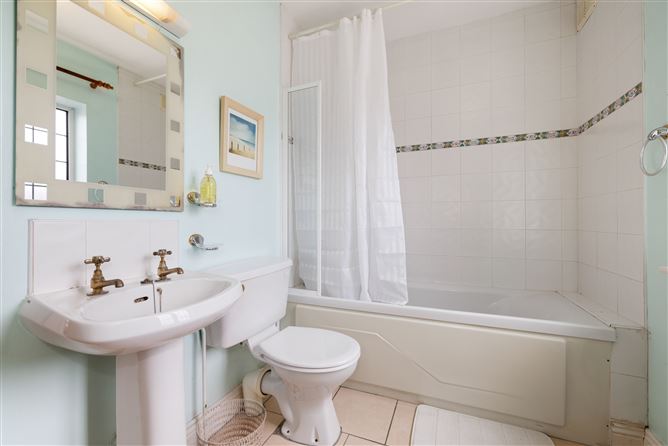 20 Treesdale, Stillorgan, County Dublin