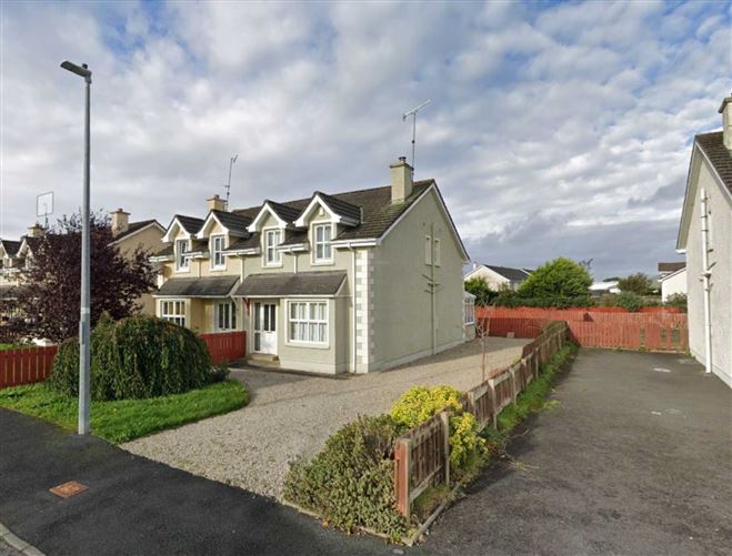 35 White Maples Drive, Church Road, Bundoran, County Donegal