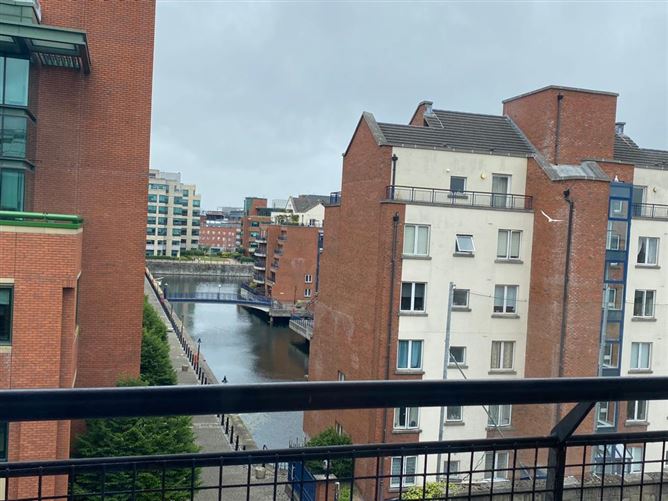 61 The Malton, Custom House Square, IFSC, Dublin 1