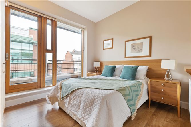 61 The Malton, Custom House Square, IFSC, Dublin 1