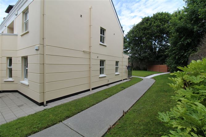 8 Clounalour Close, Tralee, Kerry