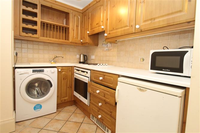 8 Clounalour Close, Tralee, Kerry