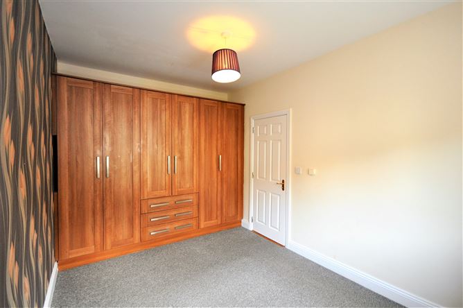 2 Estuary Wood, Ferrybank, Waterford