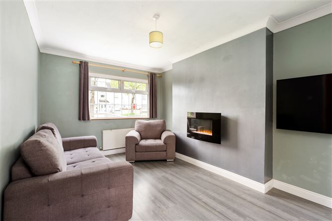 4 Parkhill Rise, Kilnamanagh, Dublin 24