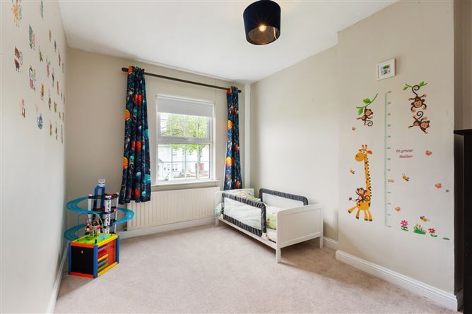 4 Parkhill Rise, Kilnamanagh, Dublin 24