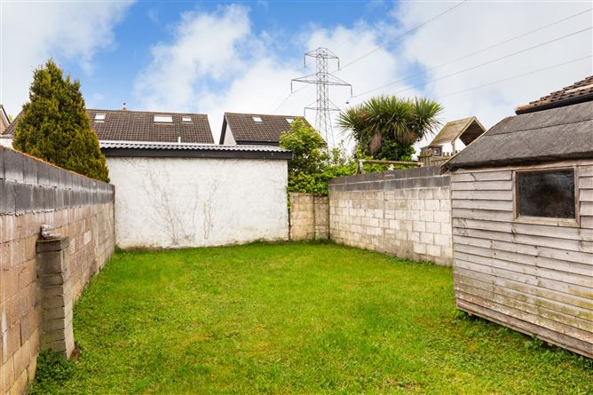 4 Parkhill Rise, Kilnamanagh, Dublin 24