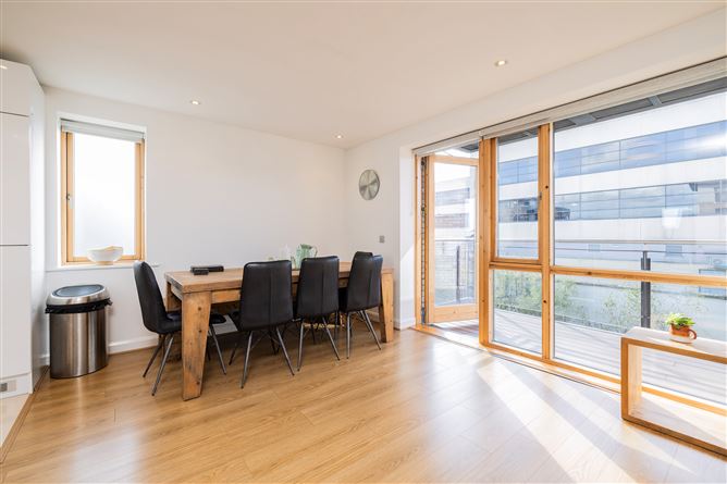 Apt 11 Newtown Hall, Hazelbrook Square, Churchtown, Dublin 14