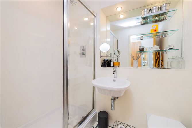 Apt 11 Newtown Hall, Hazelbrook Square, Churchtown, Dublin 14