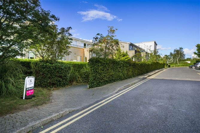 34 Rockview, Simon`s Ridge, Blackglen Road, Sandyford, Dublin 18