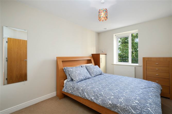 34 Rockview, Simon`s Ridge, Blackglen Road, Sandyford, Dublin 18