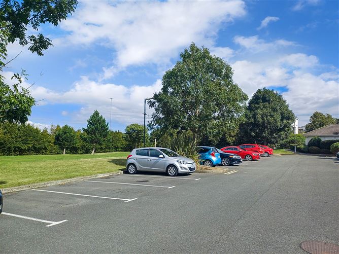 34 Rockview, Simon`s Ridge, Blackglen Road, Sandyford, Dublin 18