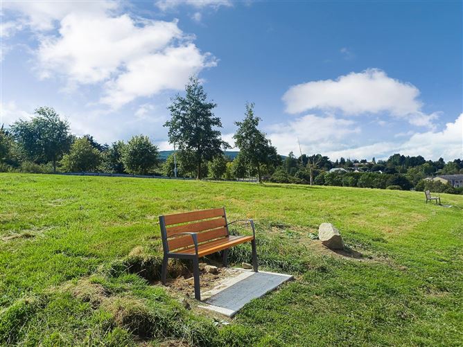 34 Rockview, Simon`s Ridge, Blackglen Road, Sandyford, Dublin 18