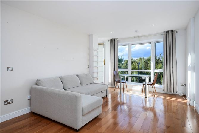 34 Rockview, Simon`s Ridge, Blackglen Road, Sandyford, Dublin 18