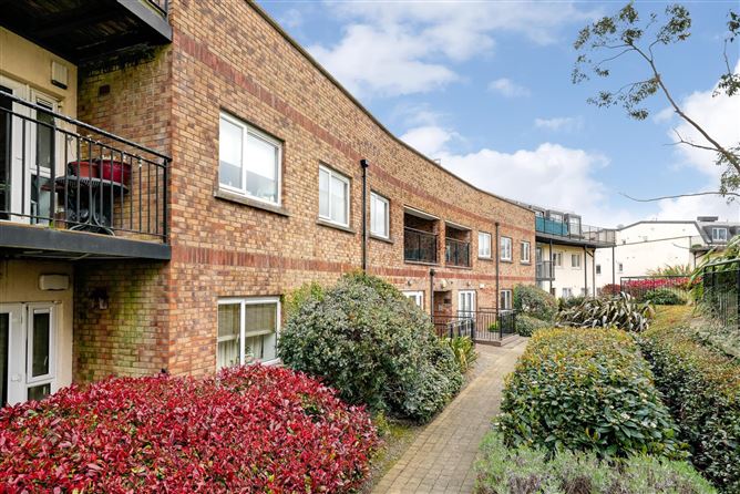 Photo 1 of 23 — 30 Carrigmore Crescent, Citywest, Co. Dublin