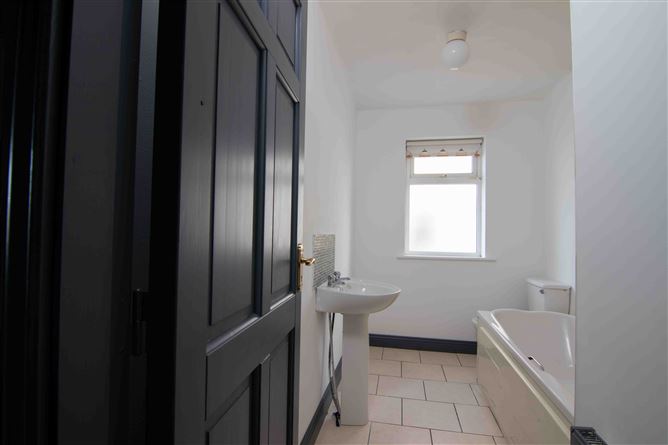 7 The Village, Ballylinan, Laois
