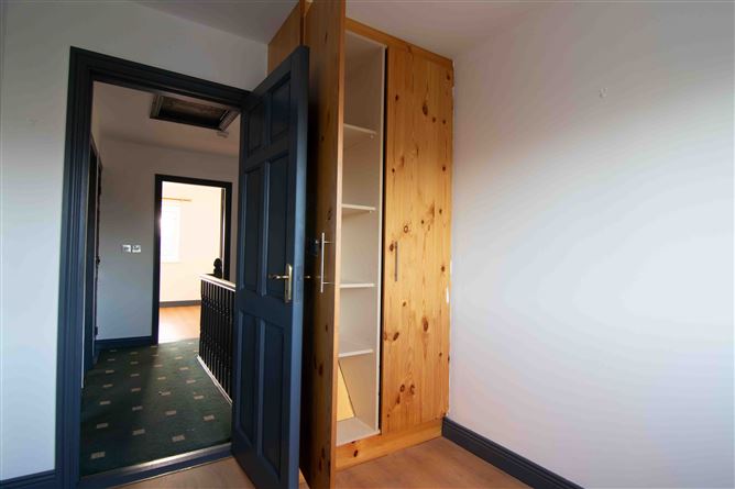 7 The Village, Ballylinan, Laois