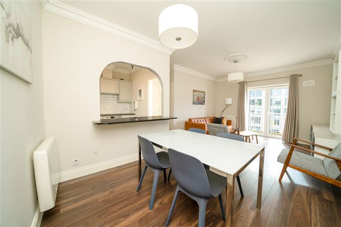 90 The Landsdowne, Pembroke Square, Grand Canal Dk, Dublin 4