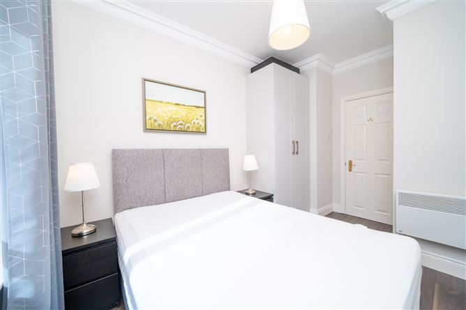 90 The Landsdowne, Pembroke Square, Grand Canal Dk, Dublin 4