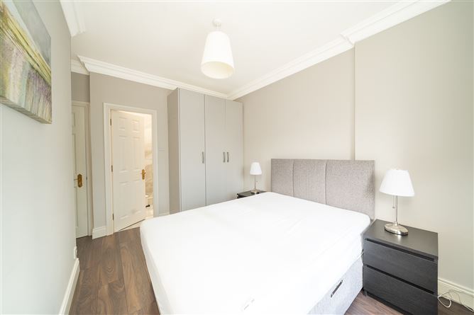 90 The Landsdowne, Pembroke Square, Grand Canal Dk, Dublin 4