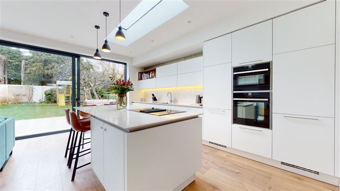 24 Vernon Park, Clontarf, Dublin 3